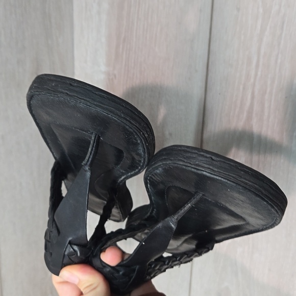 Born Women T strap Thong Leather Sandals Flats shoes sz 7M - Picture 3 of 9